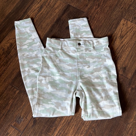 TT High Rise Stretch Fitted Gray Camo Jegging Size XS (0-2) - Picture 2 of 11